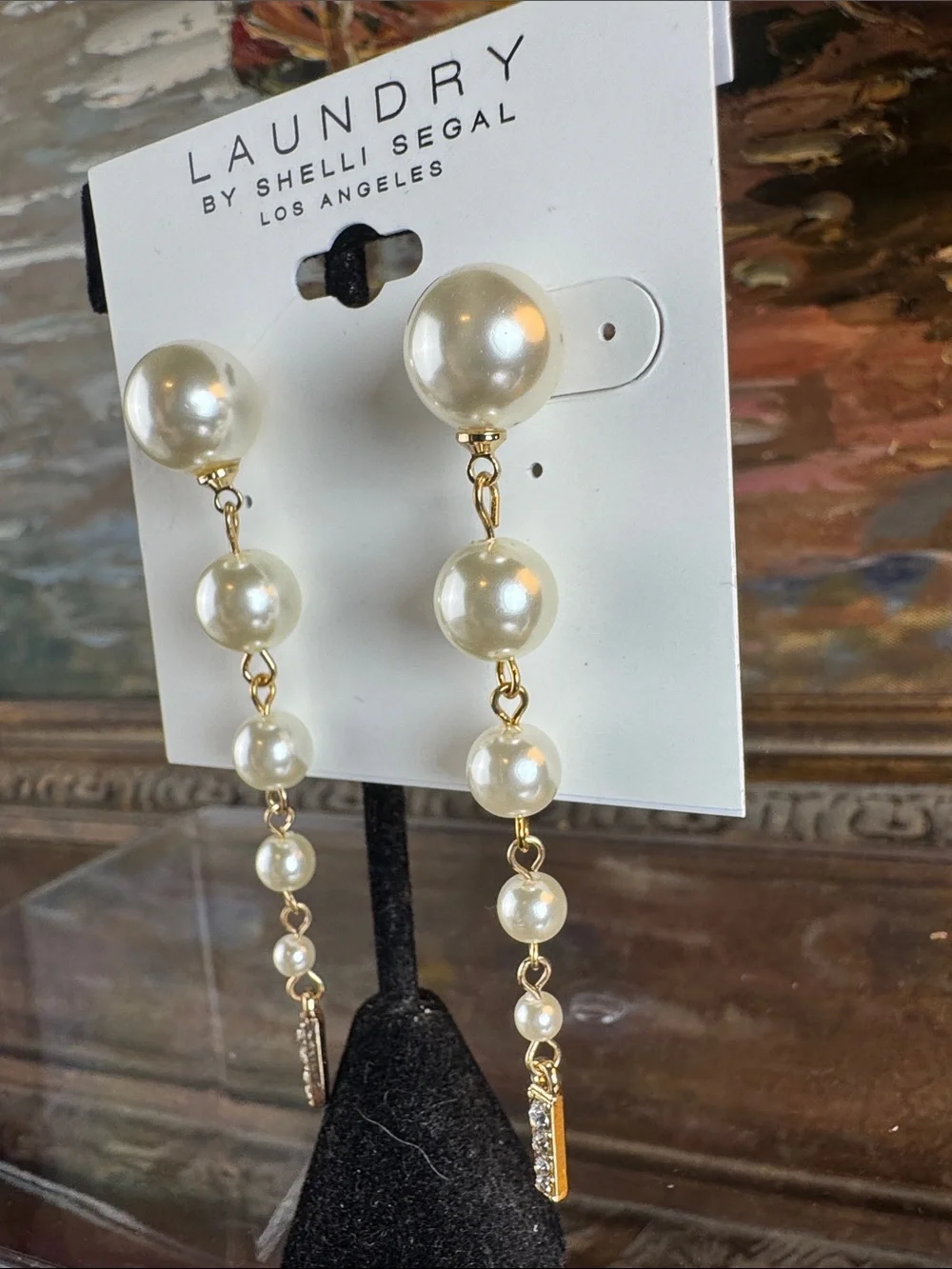 0743-Laundry By Shelli Segal Cream Pearl and Gold Drop Earrings‎